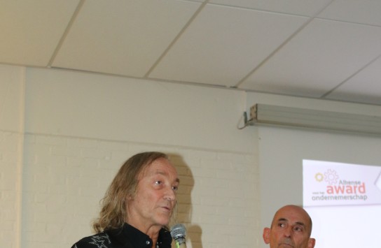  (vergroot foto)